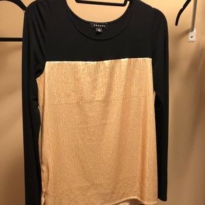 Black and gold sequined long sleeve top